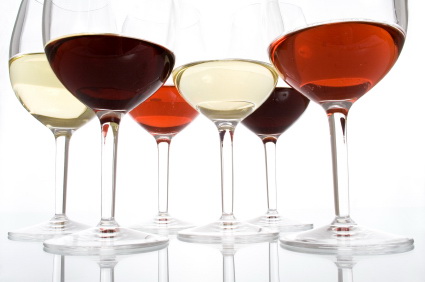 https://www.nataliemaclean.com/blog/wp-content/uploads/2015/12/wine-glassware.jpg