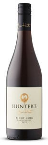 Hunter's Wines Pinot Noir 2022 Expert Wine Review: Natalie MacLean